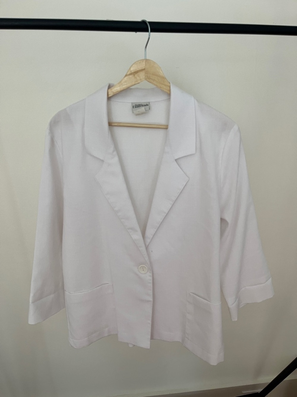 Vintage White Single-Button Notch-Lapel Blazer - Medium